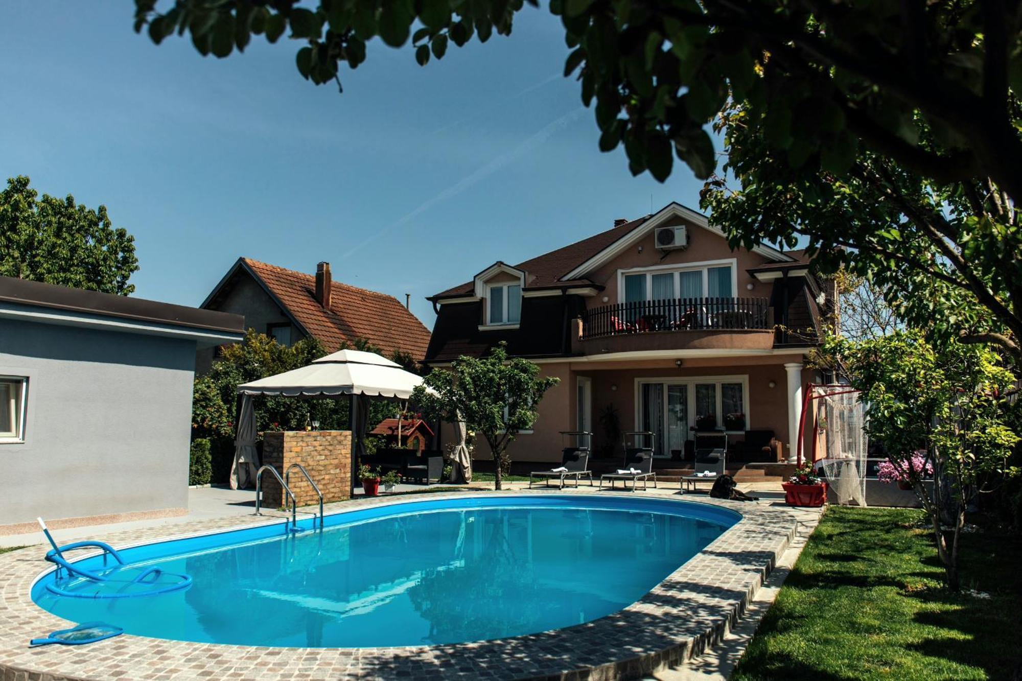 Lux Apartments With Pool Dex Zemun Polje Extérieur photo