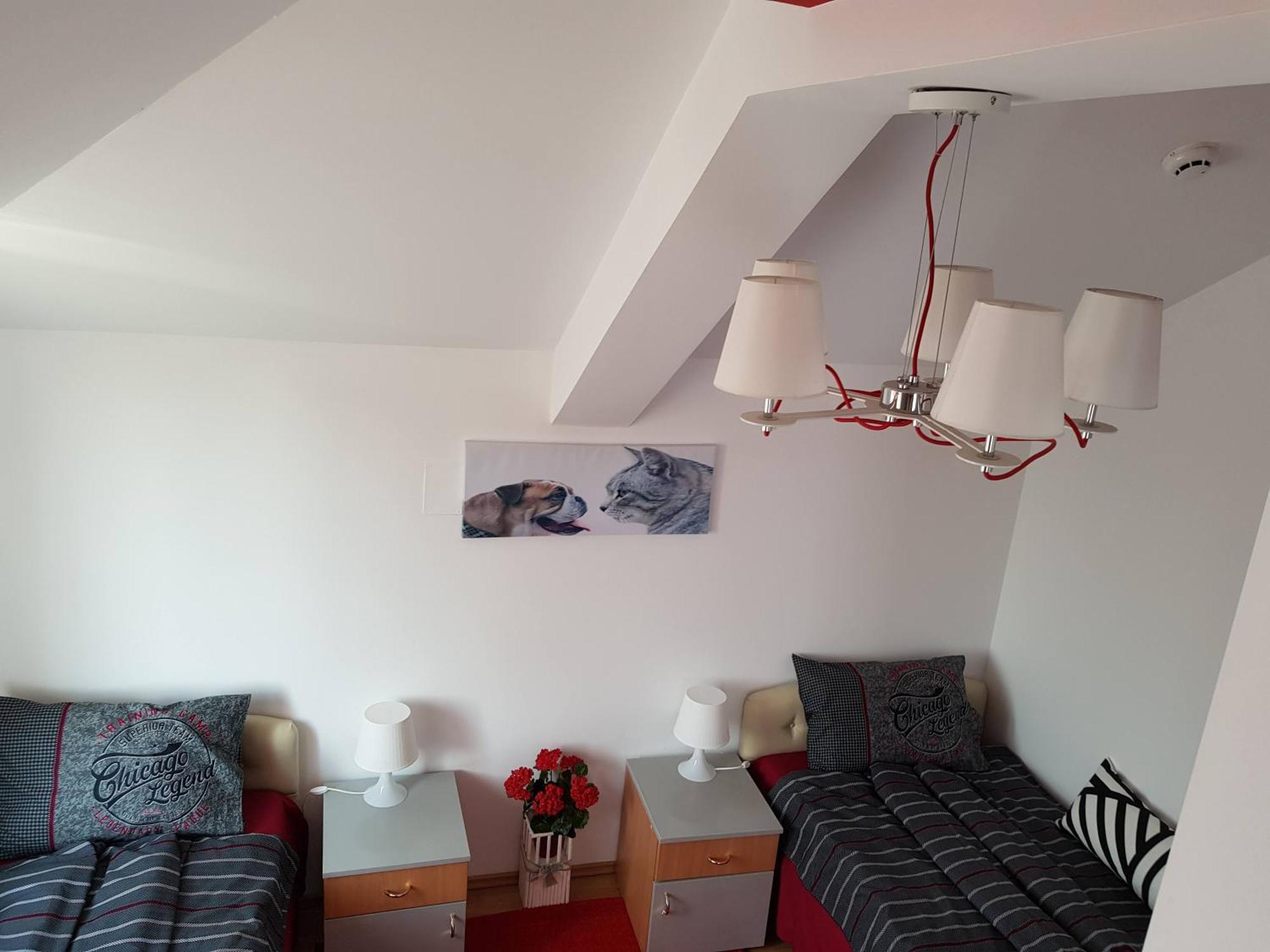 Lux Apartments With Pool Dex Zemun Polje Chambre photo